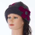 Chapeau floral Gris et fuchsia