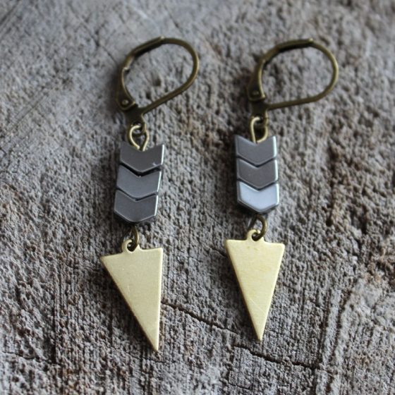 Arrow on hook earrings