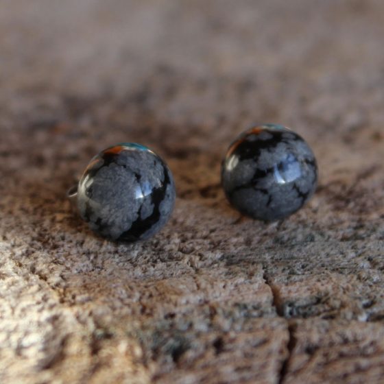 Grey and black round stud earrings