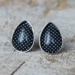 Boucles d'oreilles goutte pois noir et blanc