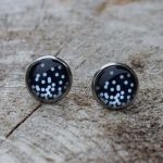Dots stud earrings
