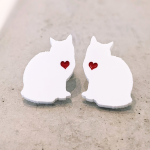 Boucles d'oreilles chat coeur blanc