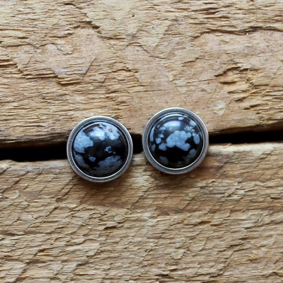 Grey and black round stud earrings