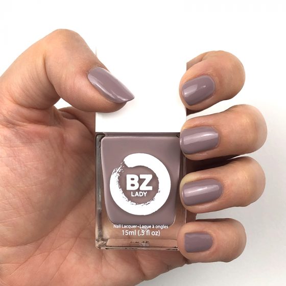 Québec vegan nail polish