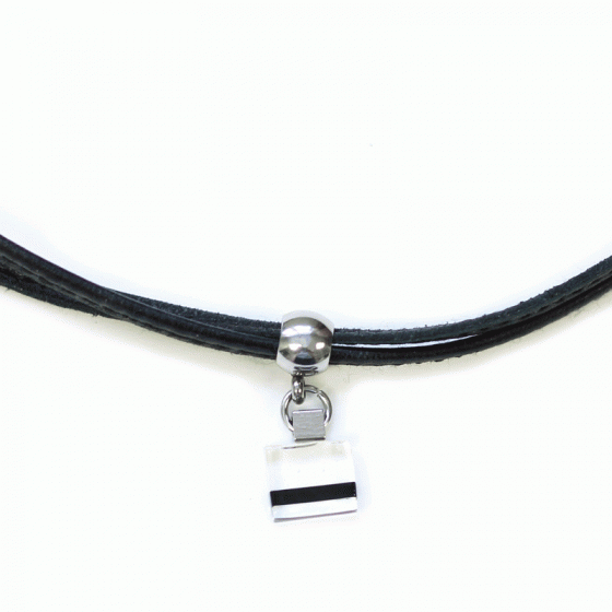 Daly black choker