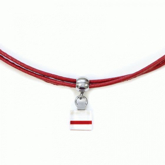 Daly red choker 