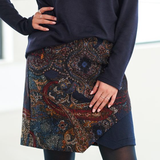 Navy ''arctique'' skirt