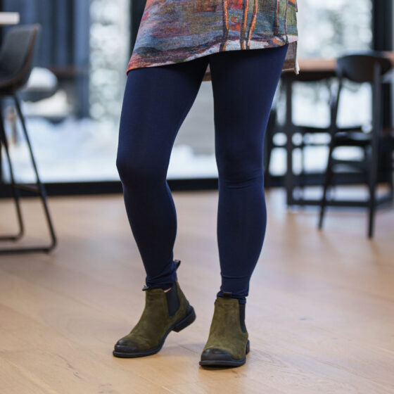 Long navy leggings