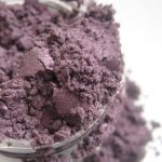 ''Prune'' natural eyeshadow