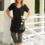 Black ''gélinotte'' tunic