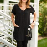 Black ''gélinotte'' tunic