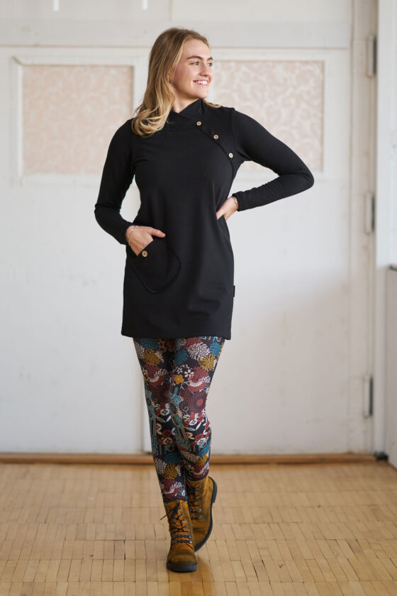 Black ''cornaline'' tunic