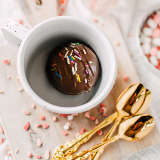 Ensemble pour faire des bombes de chocolat chaud Classique - Rien