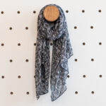 Foulard léger Bohémien noir et blanc