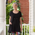 Black ''quiscale'' tunic