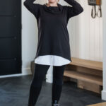 Black ''Duchesnay'' tunic