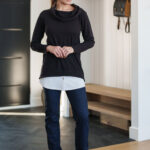 Black ''Duchesnay'' tunic