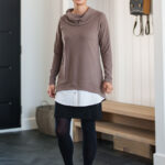 Taupe ''Duchesnay'' tunic