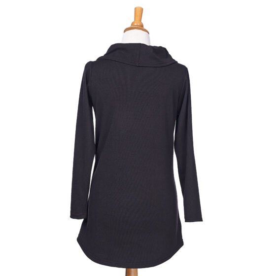 Black ''Duchesnay'' tunic