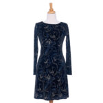 Robe larix Velours noir marine et or