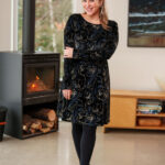 Robe larix Velours noir marine et or