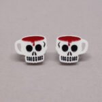 Boucle d'oreilles tasse crâne blanc