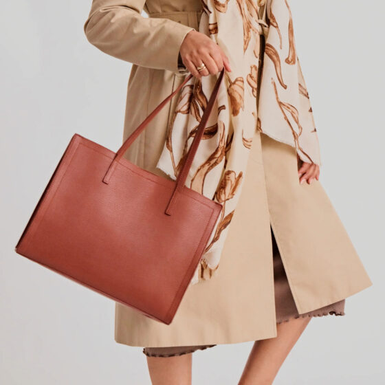 Grand sac à l'épaule avec zip Camel
