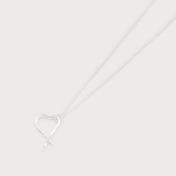 Petit coeur sur chaîne Argent