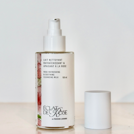 Lait nettoyant rafraîchissant & apaisant à la rose