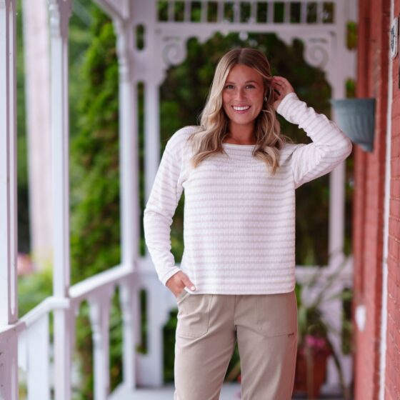 Collins reversible sweater Striped sand and white