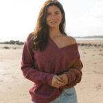 Pull en tricot éthique à encolure en V Framboise