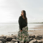 Pull en tricot éthique à encolure en V Noir minuit