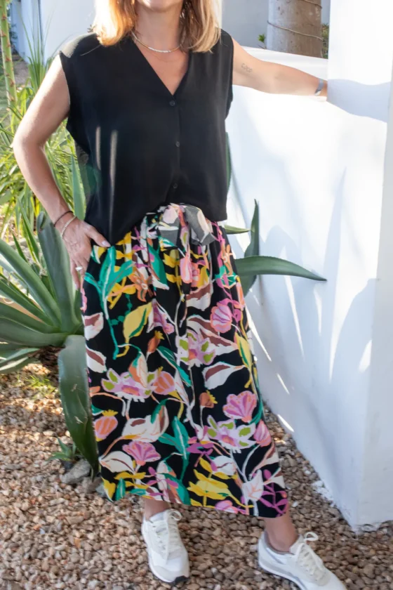 Jupe imprimée à taille haute avec boucle Noir fleuri