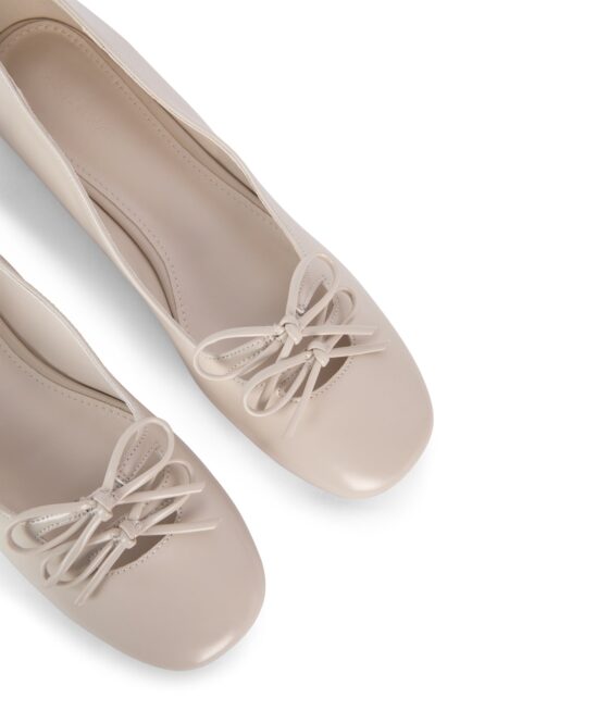 Chaussures plates Less Beige